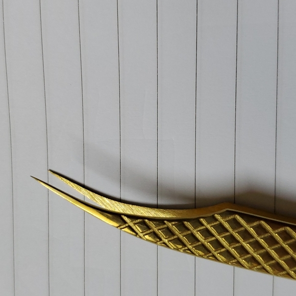 Eyelash Tweezer, Stainless steel, Gold color coated. - Picture 4 of 4